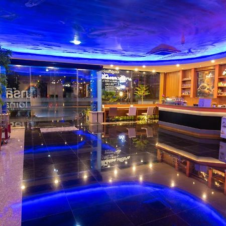 Marlin Hotel Сураттхани Экстерьер фото