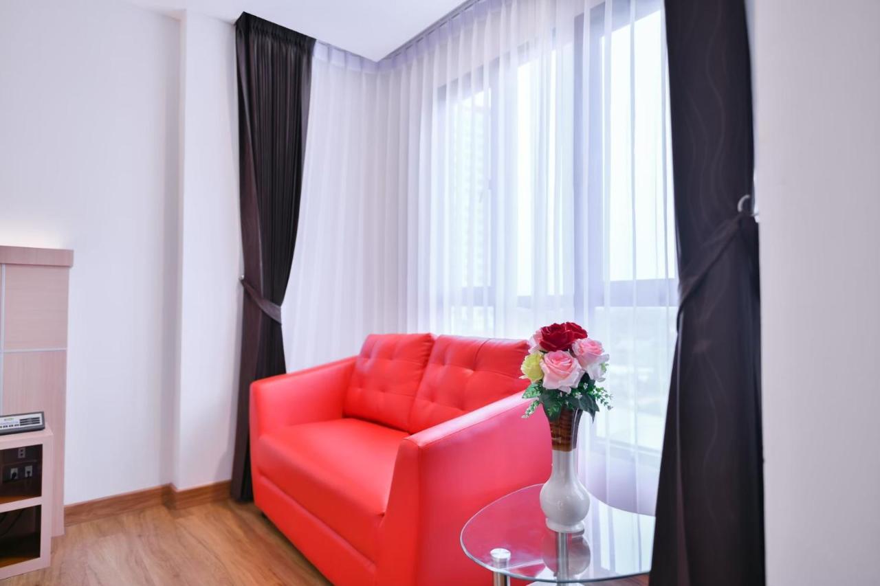 Marlin Hotel Сураттхани Экстерьер фото