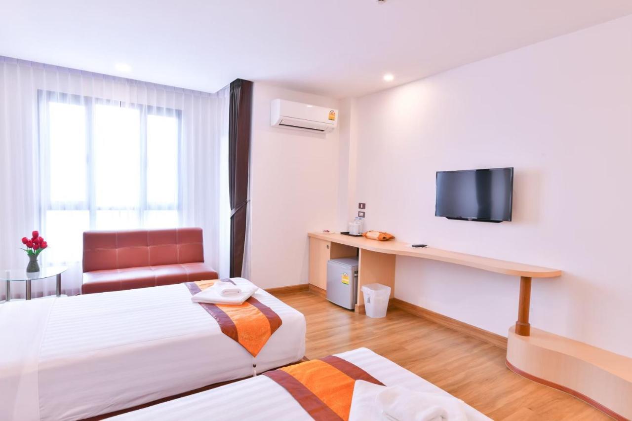Marlin Hotel Сураттхани Экстерьер фото