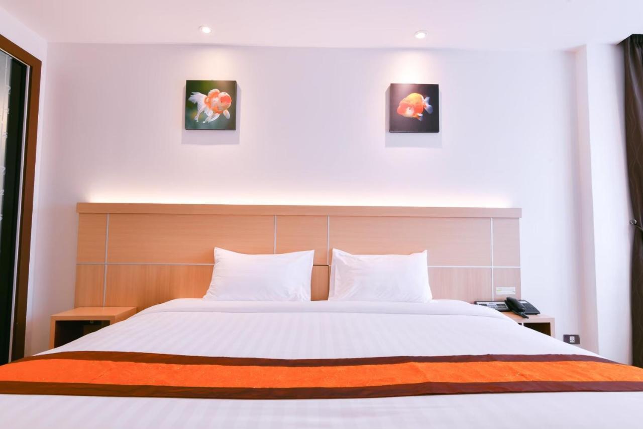 Marlin Hotel Сураттхани Экстерьер фото